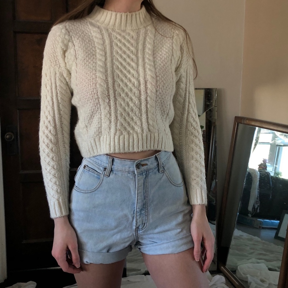 Forever 21 creme cropped sweater multi knit